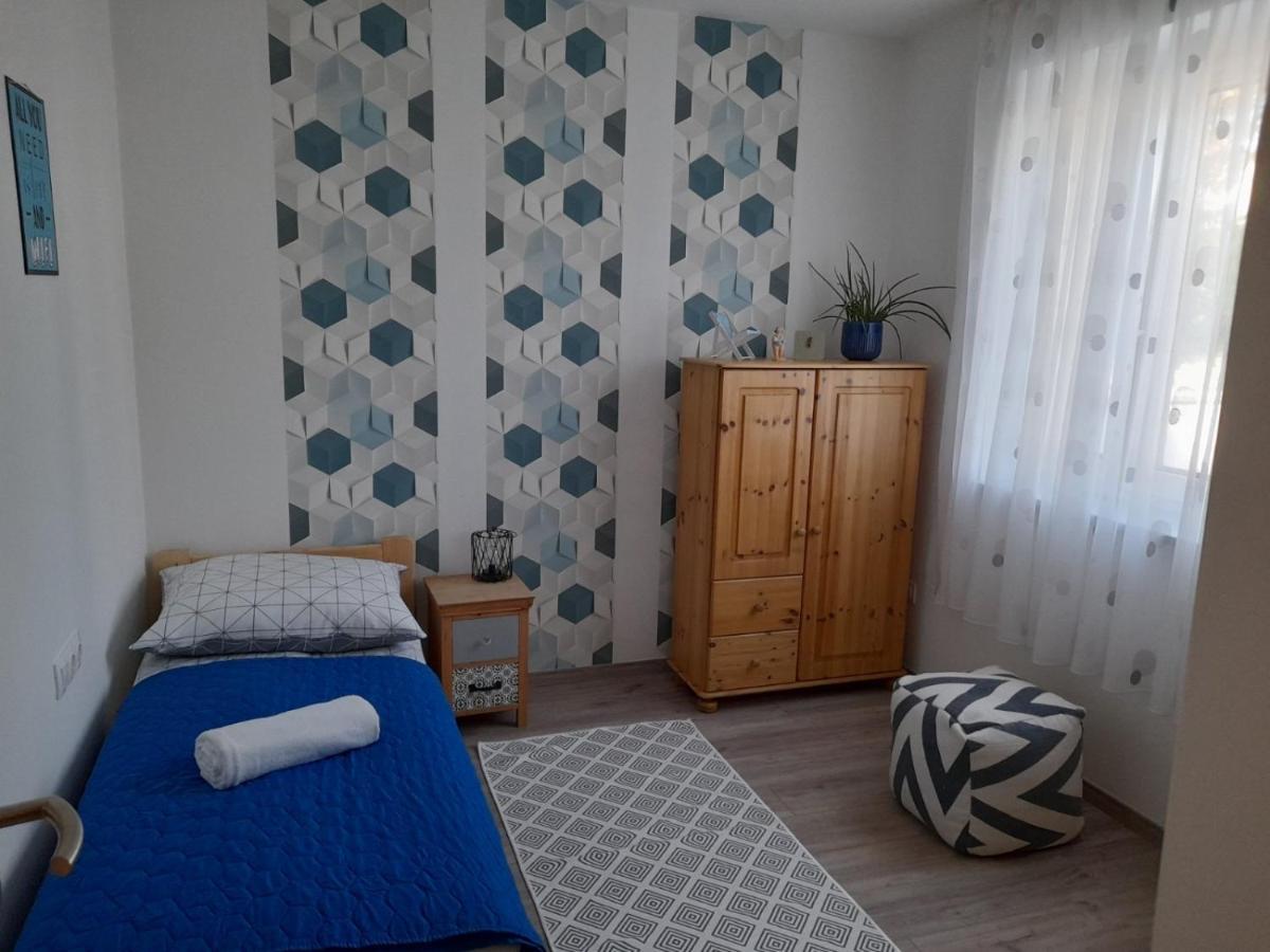 Kempi Kuckoja Balatonalmádi Eksteriør bilde